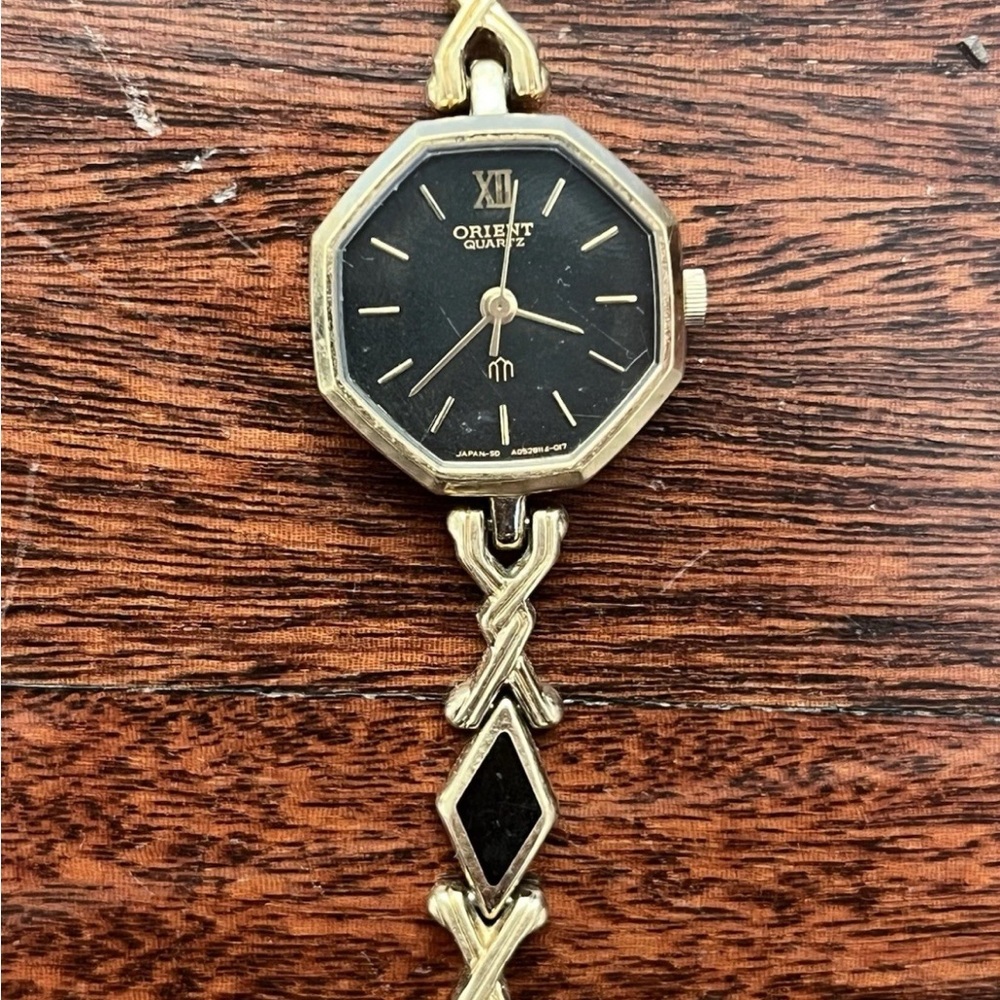 Vintage Orient Women’s Watch For Parts NOT WORKING